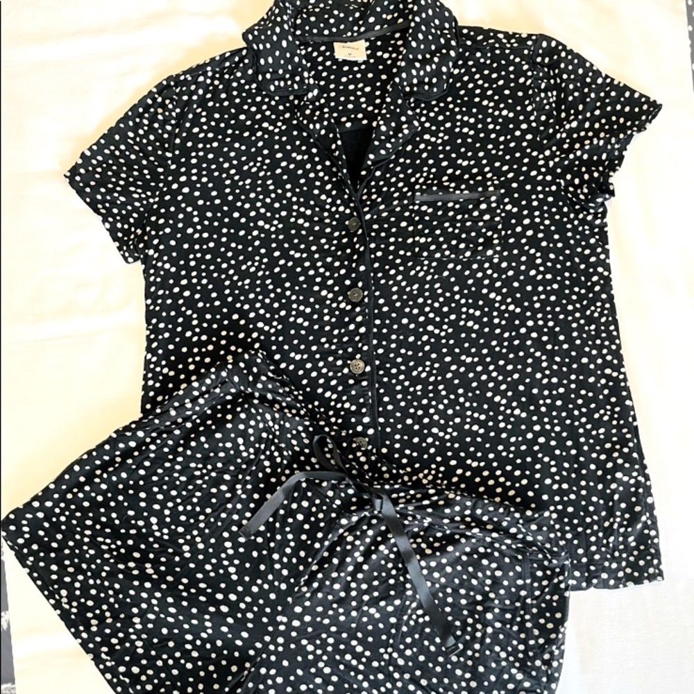 Soma intimate‘s cool night pajama set